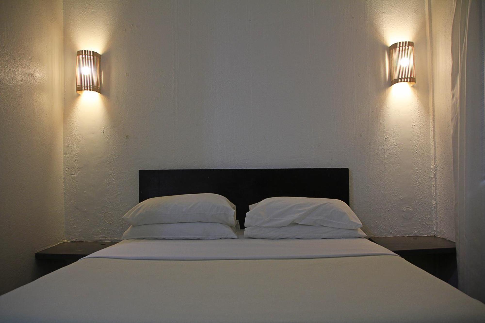 Lazy Dog Bed & Breakfast Balabag  Luaran gambar