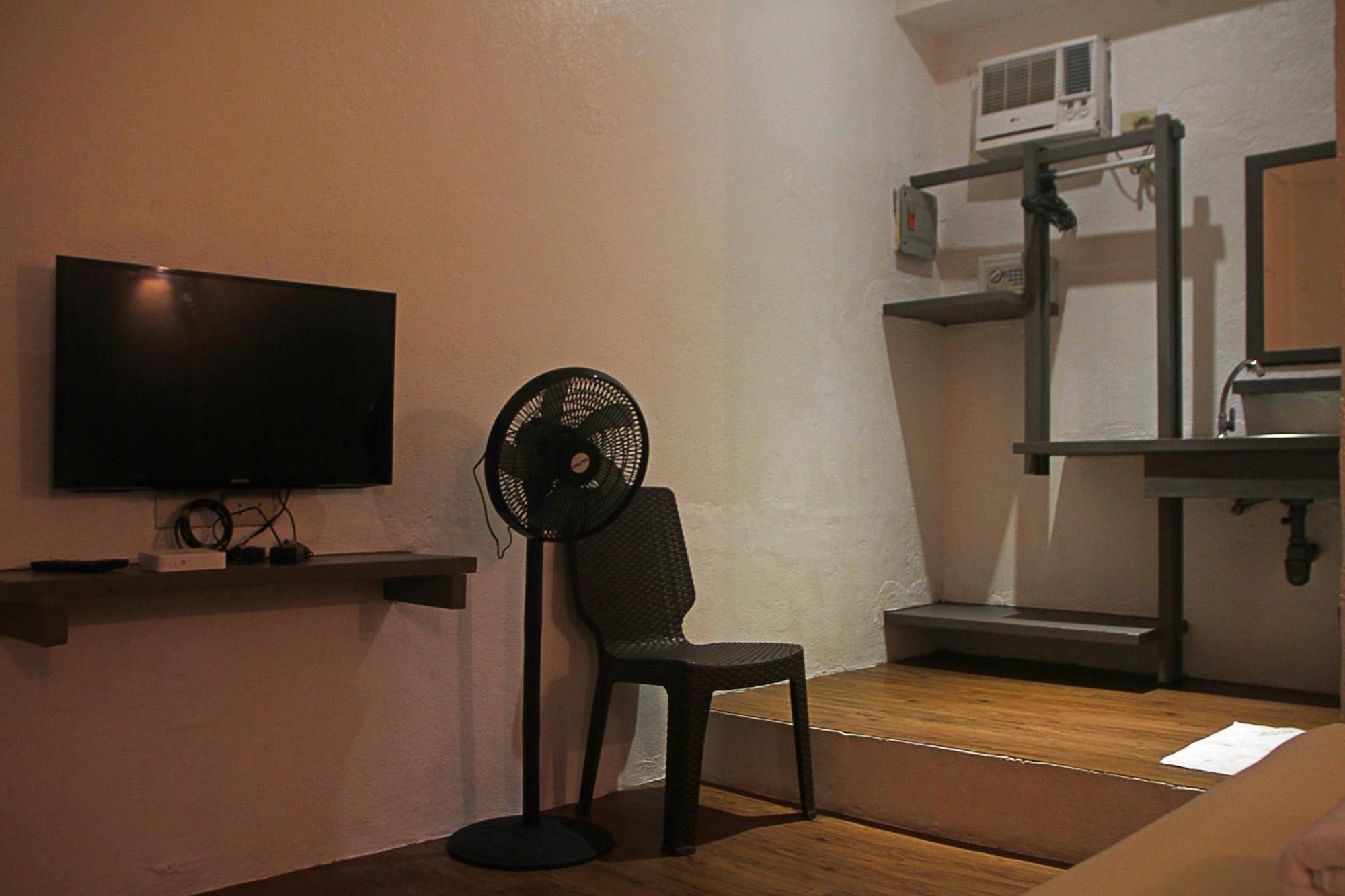 Lazy Dog Bed & Breakfast Balabag  Luaran gambar