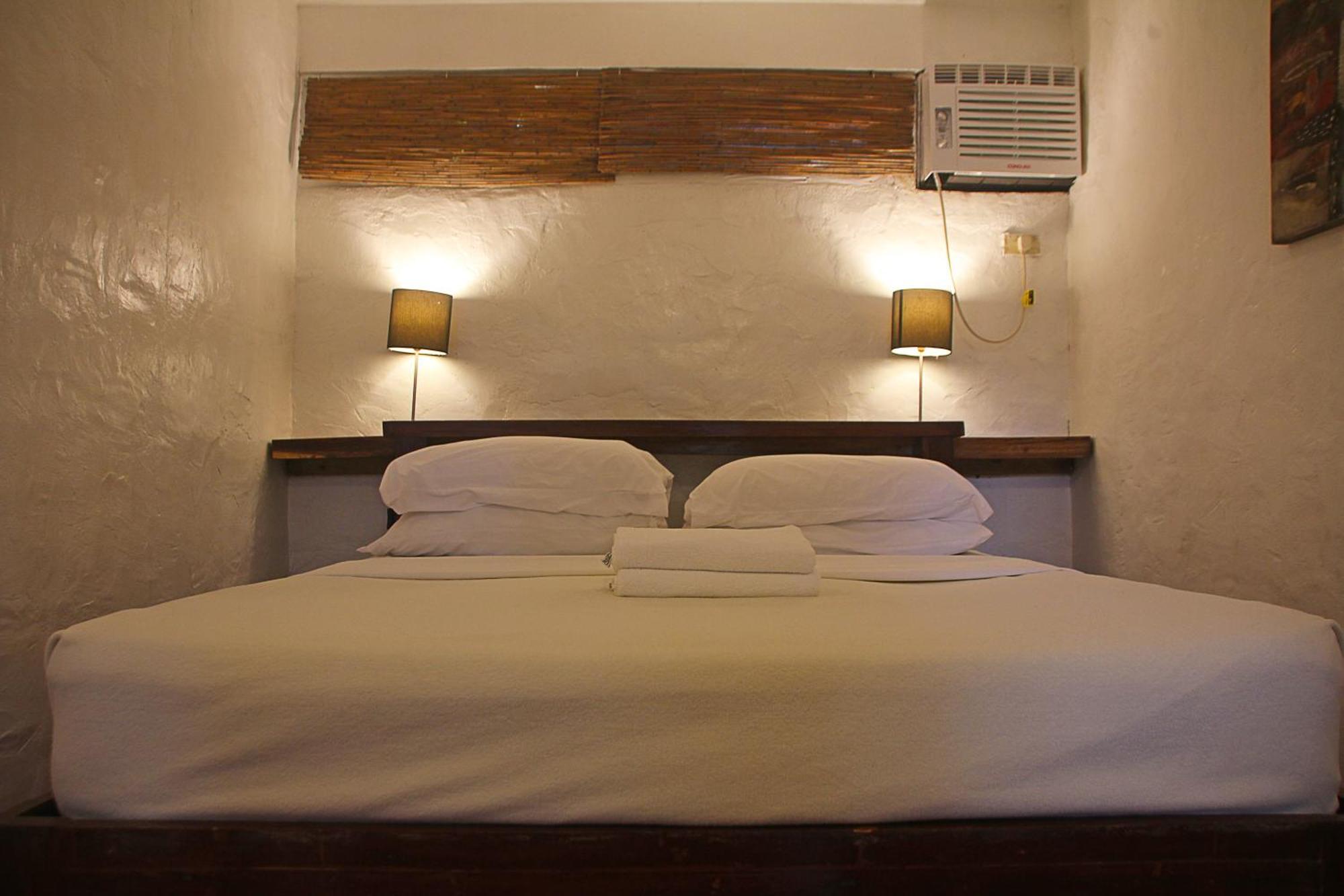 Lazy Dog Bed & Breakfast Balabag  Luaran gambar