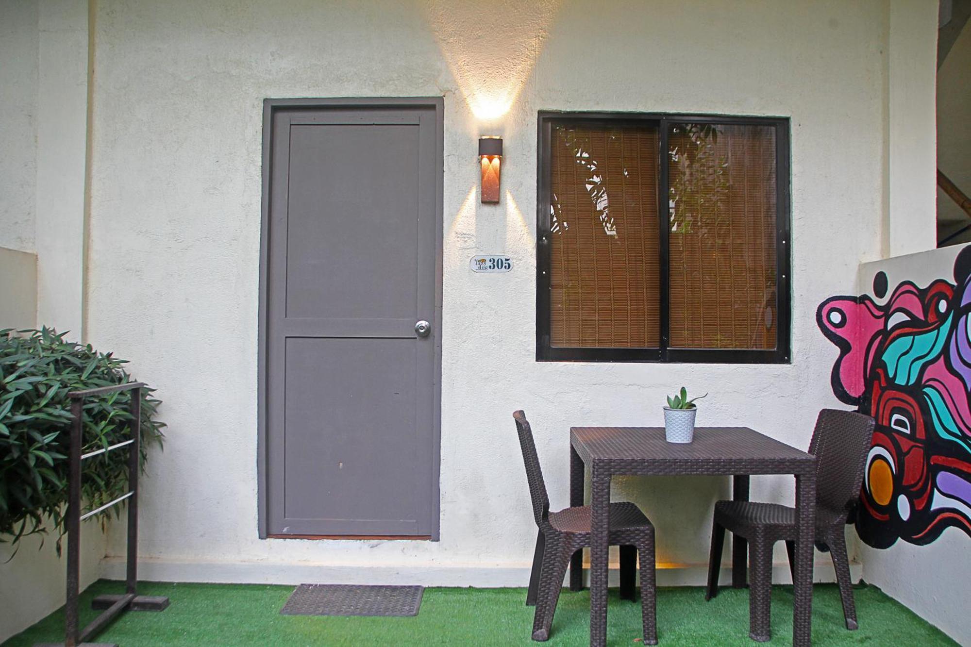 Lazy Dog Bed & Breakfast Balabag  Luaran gambar