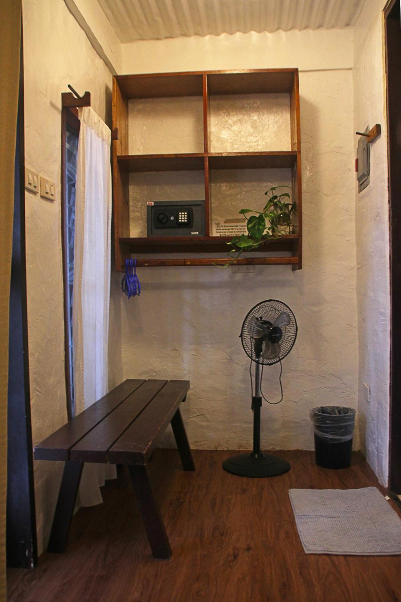 Lazy Dog Bed & Breakfast Balabag  Luaran gambar