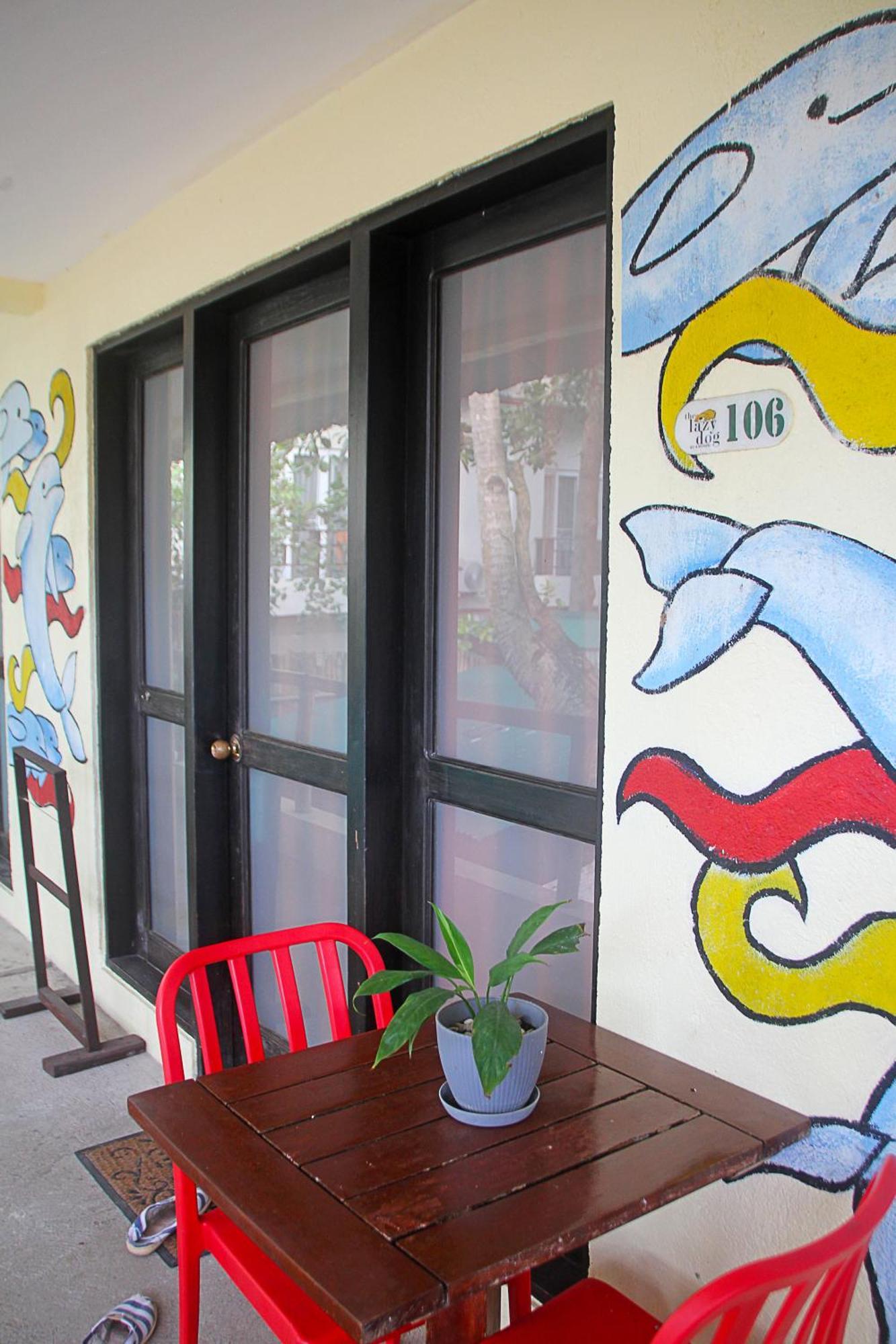 Lazy Dog Bed & Breakfast Balabag  Luaran gambar