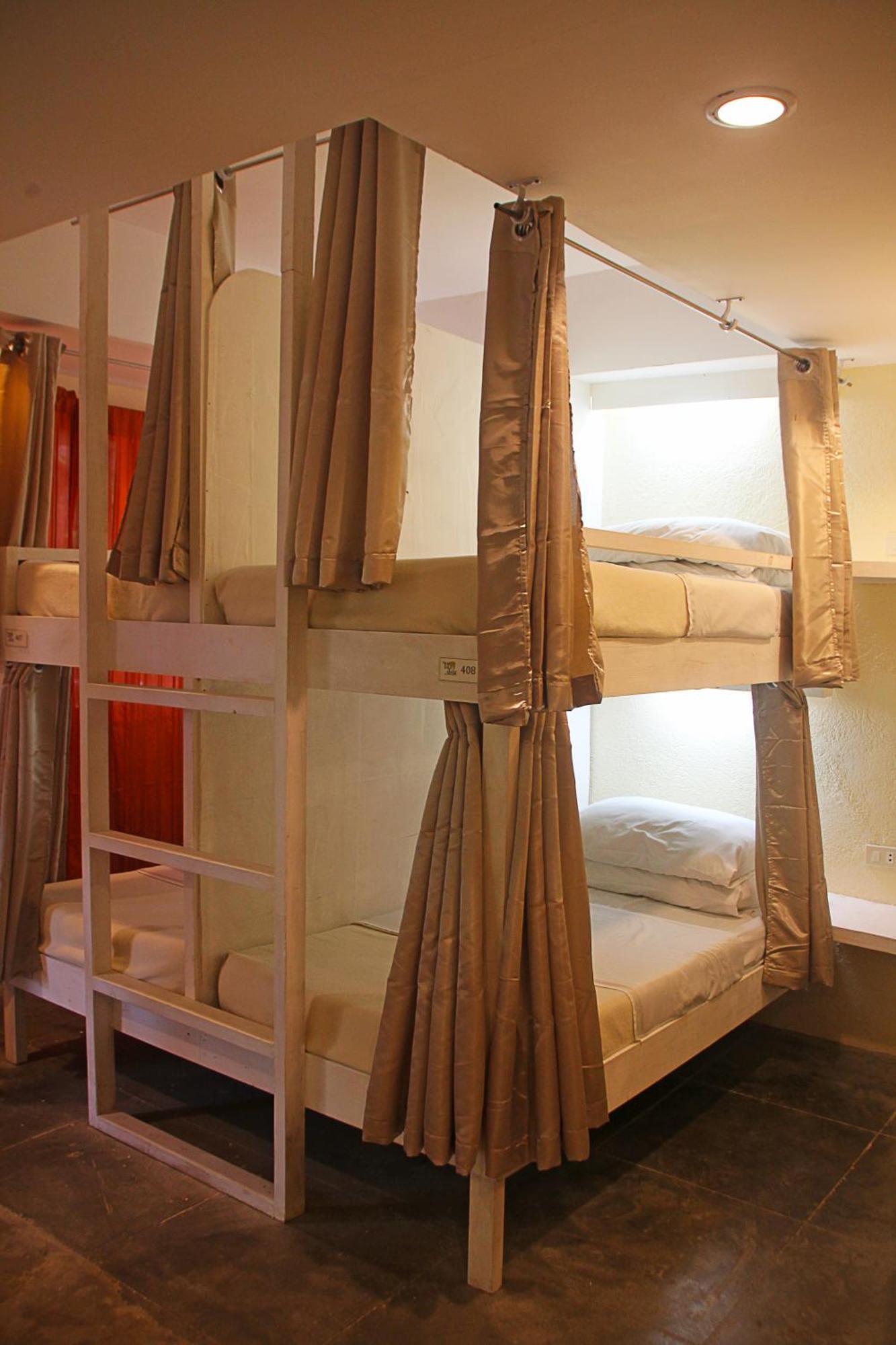 Lazy Dog Bed & Breakfast Balabag  Luaran gambar